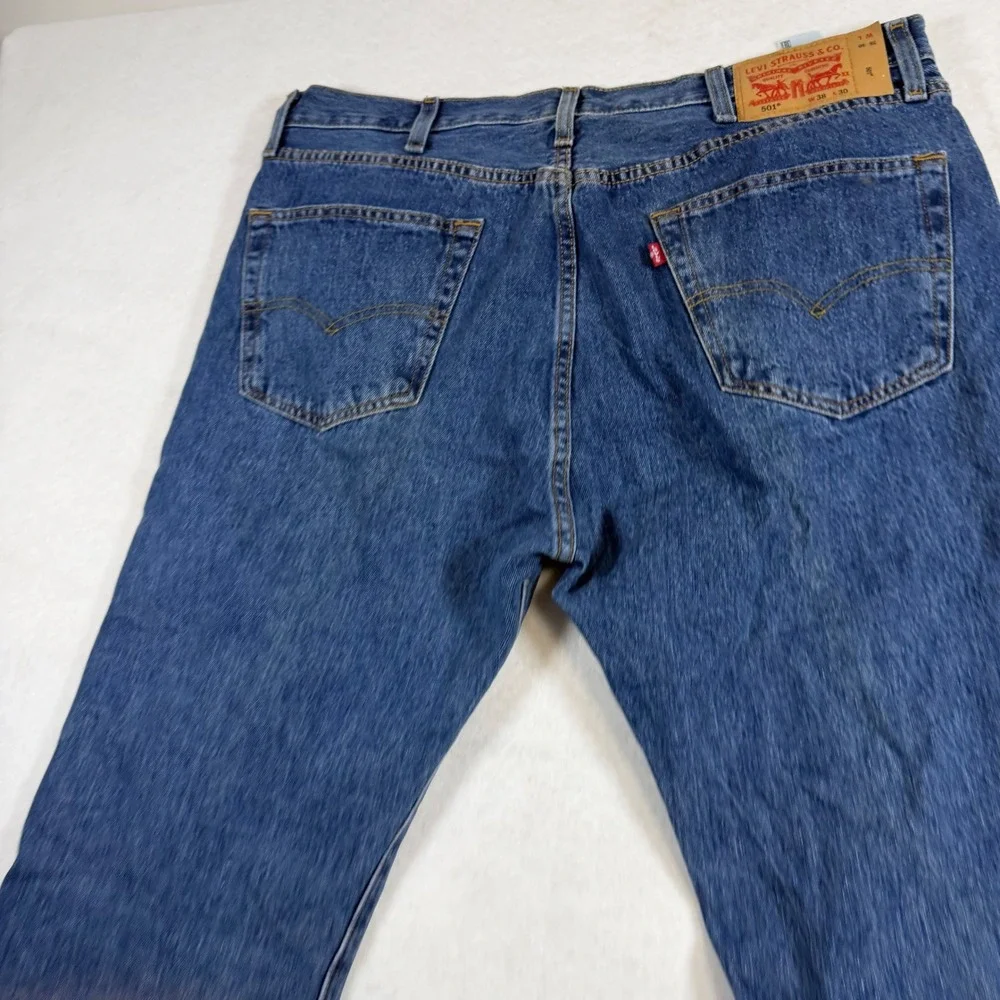 Levis 501 Original Fit Mens Jeans 38x30 Medium Wash Blue Straight Leg Button Fly